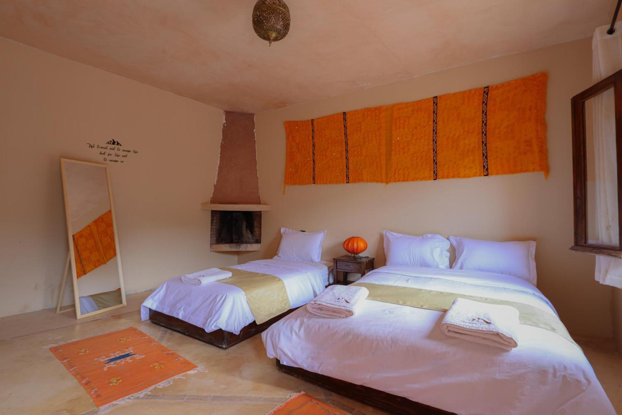 Aux Lumieres Du Toubkal Light Of Toubkal Hotel อิมลิล ภายนอก รูปภาพ