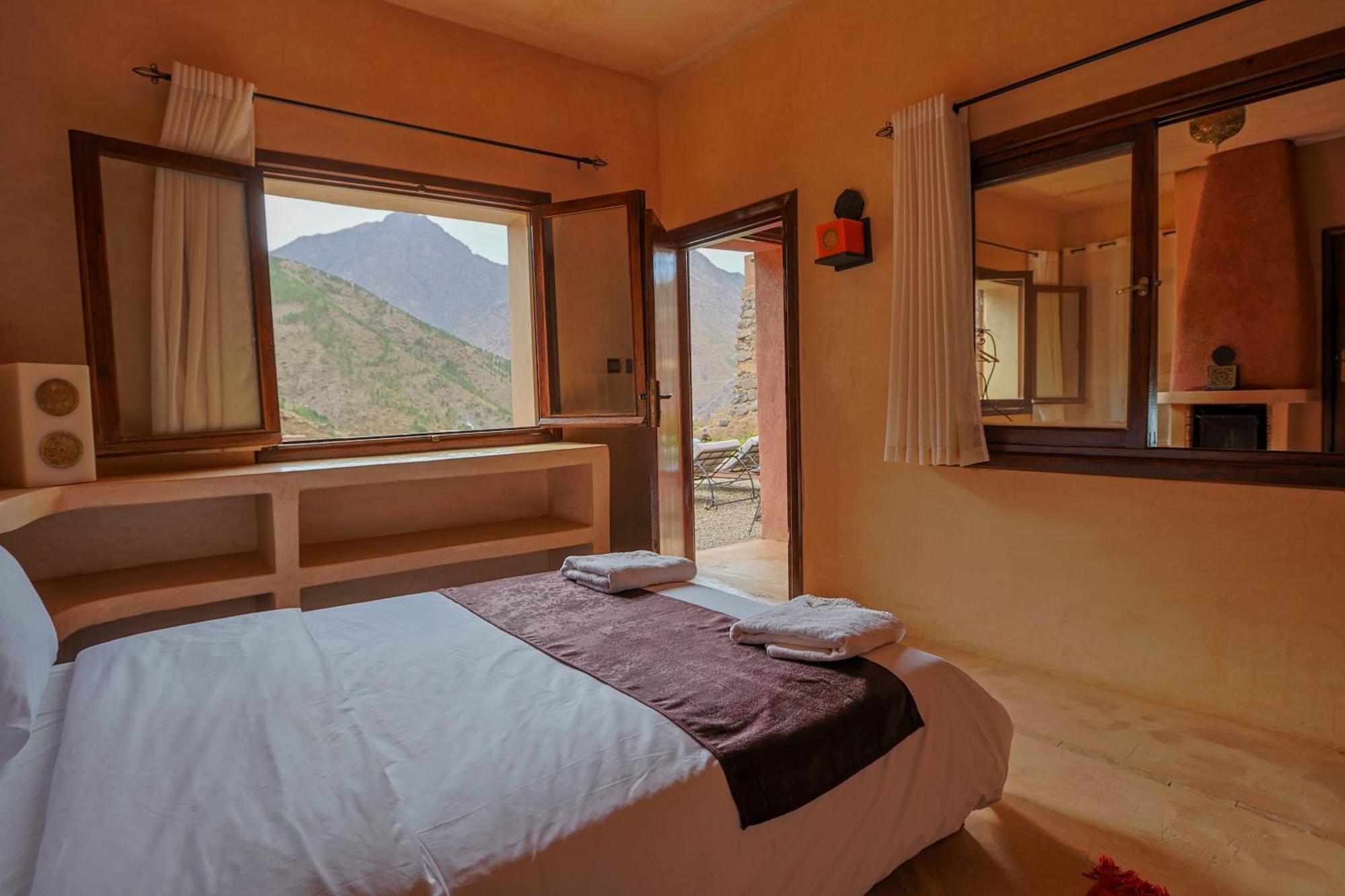 Aux Lumieres Du Toubkal Light Of Toubkal Hotel อิมลิล ภายนอก รูปภาพ