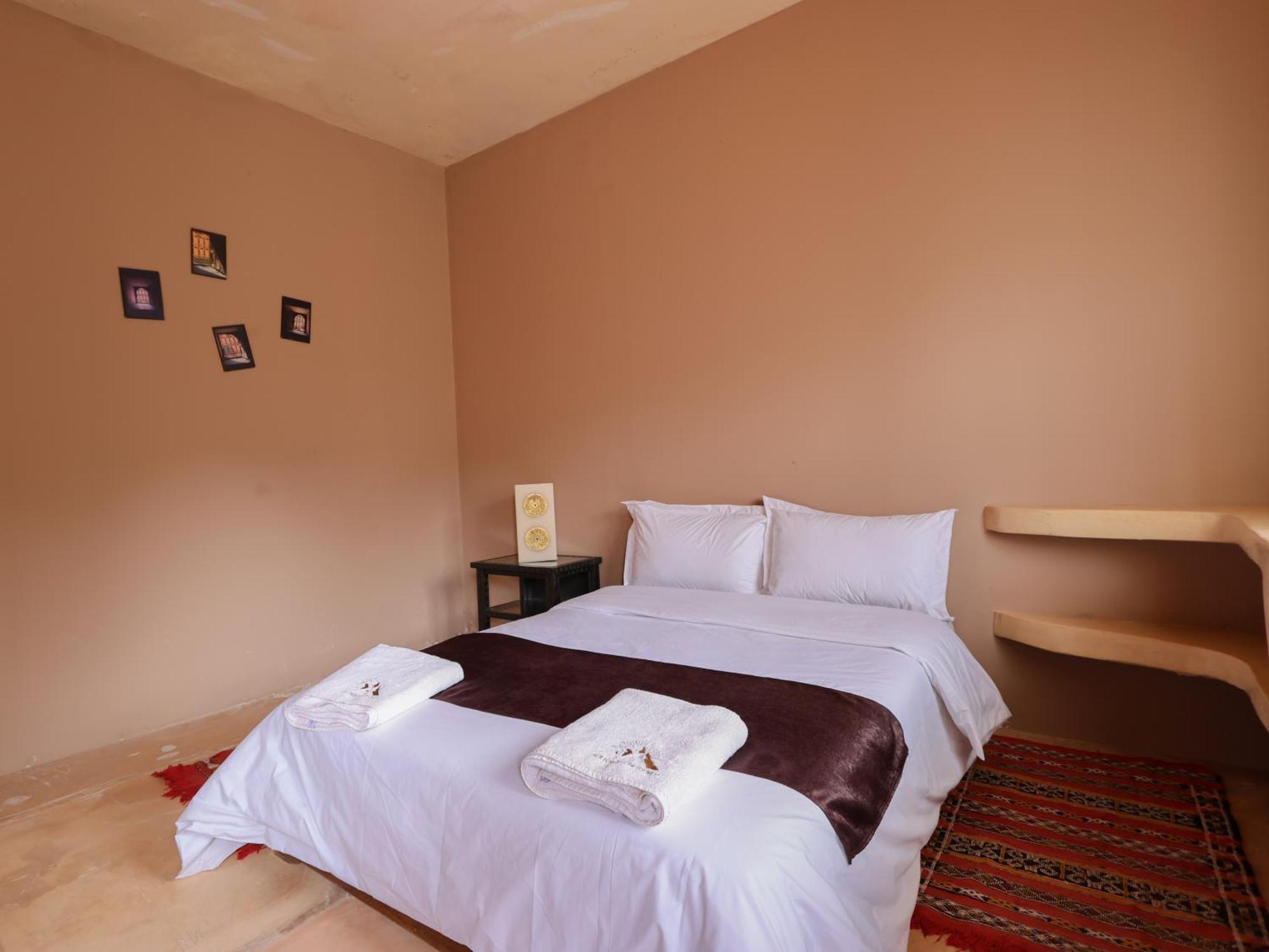 Aux Lumieres Du Toubkal Light Of Toubkal Hotel อิมลิล ภายนอก รูปภาพ