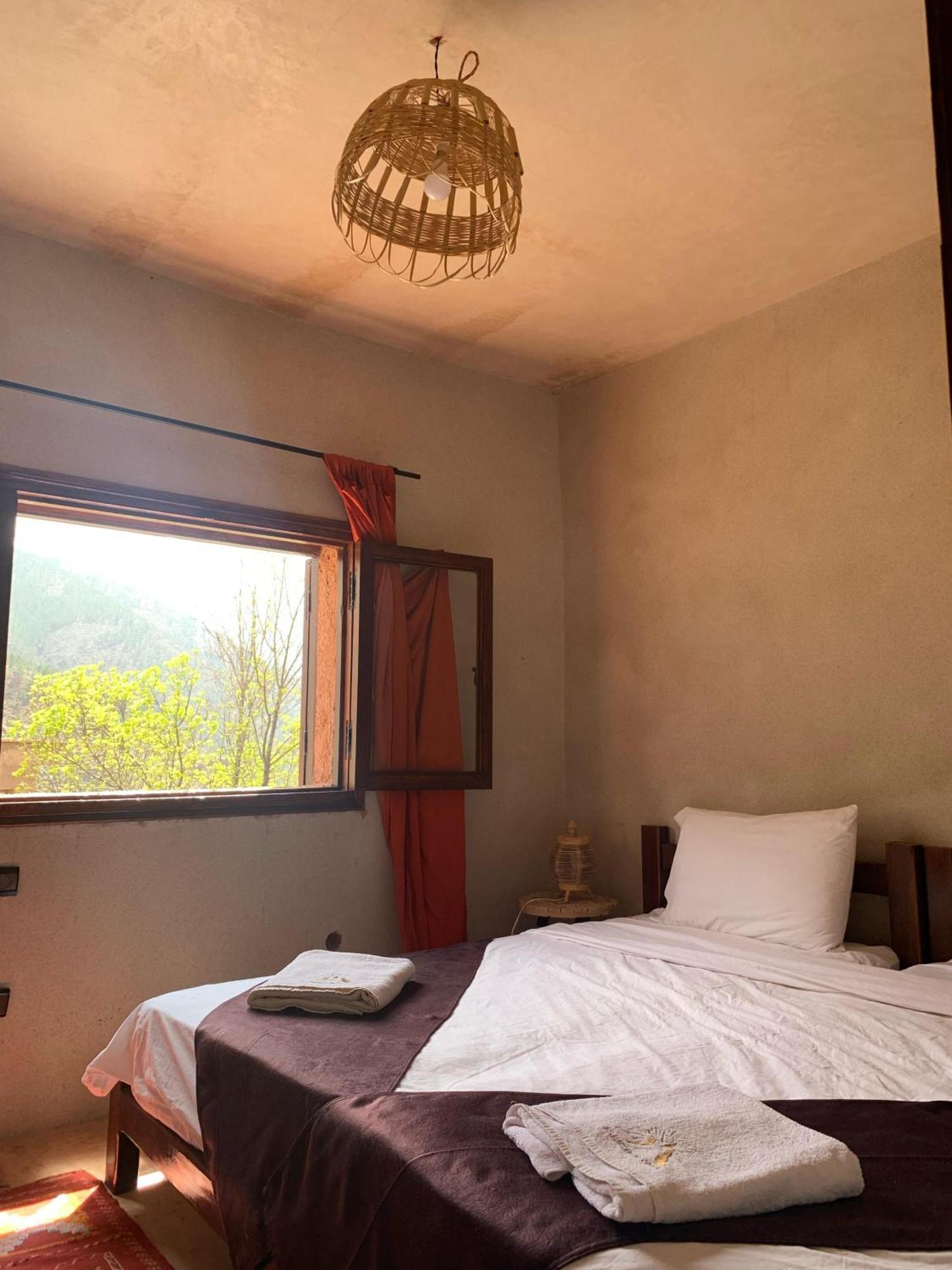 Aux Lumieres Du Toubkal Light Of Toubkal Hotel อิมลิล ภายนอก รูปภาพ